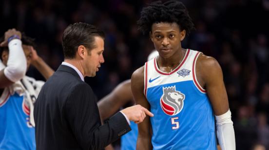 经过耐克团 经过耐克团